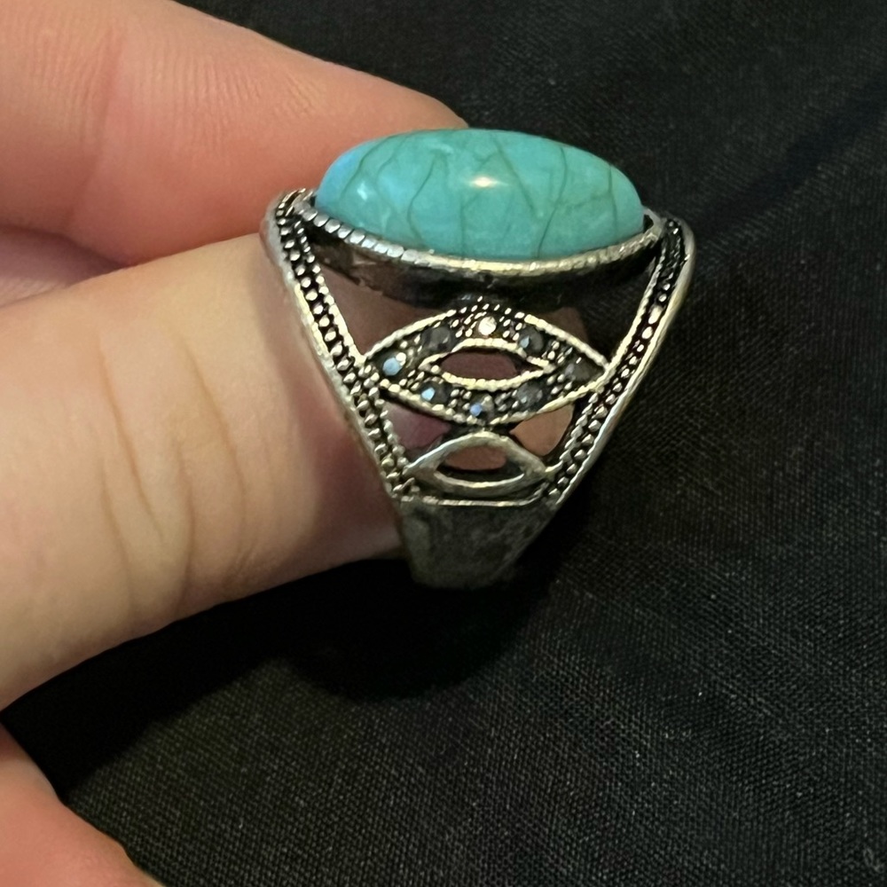 Turquoise ring - Picture 2 of 3